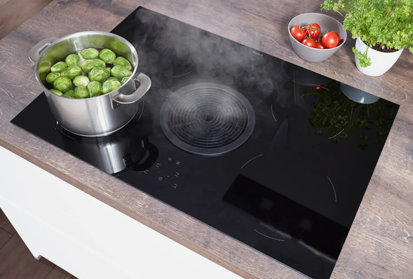 Nobilia Designküche mit BORA Induktionskochfeld