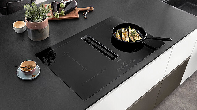 Nobilia Keramikarbeitsplatte schwarz