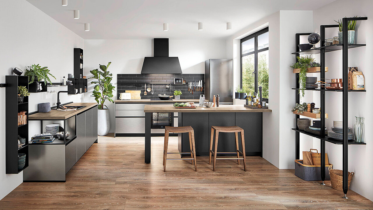 Nobilia Moderne Inselküche Inox