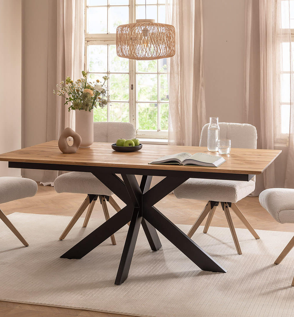 natura-home-liora-esstisch-und-evania-stuhl