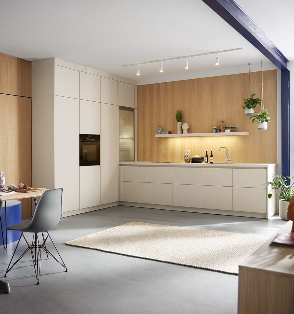 Schueller Design L-Kueche Muschelweiss