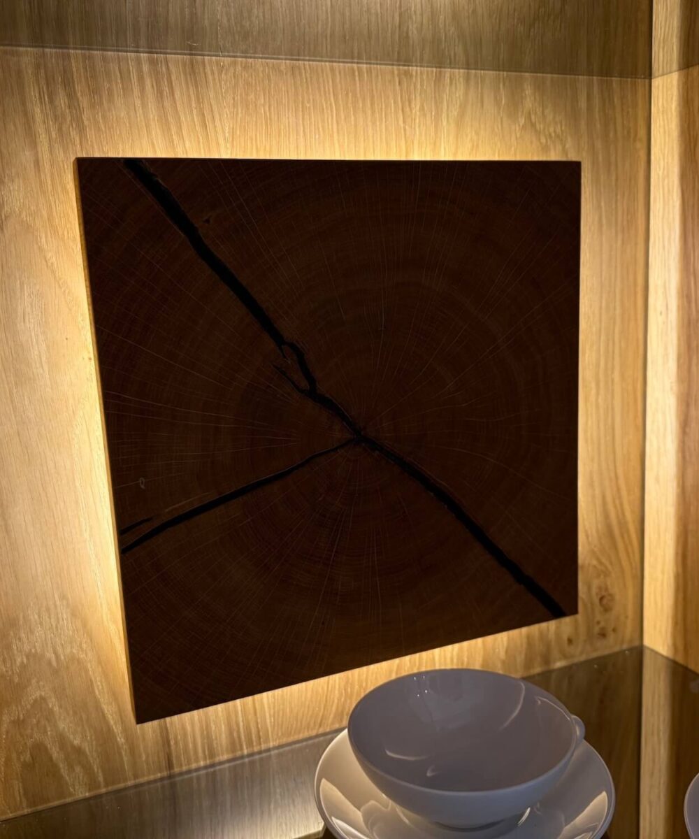 Highboard Global Fibra Wildeiche Echtholz