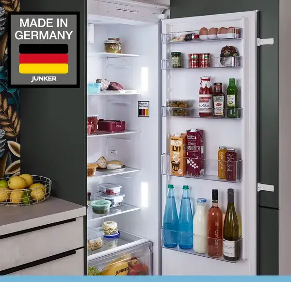 Junker Einbaukühlschrank Onxschwarz