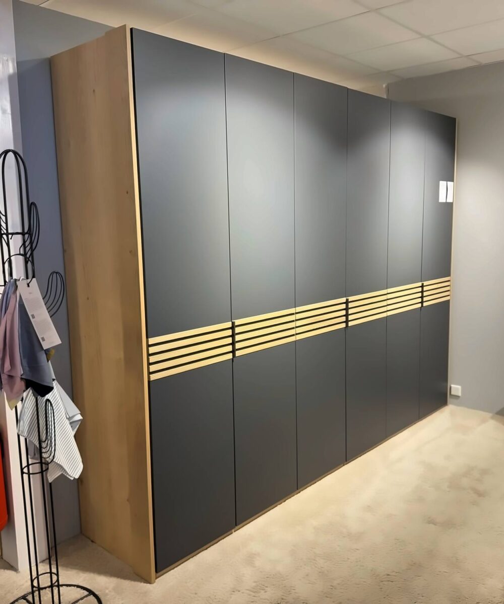 Drehtürenschrank Global Viana