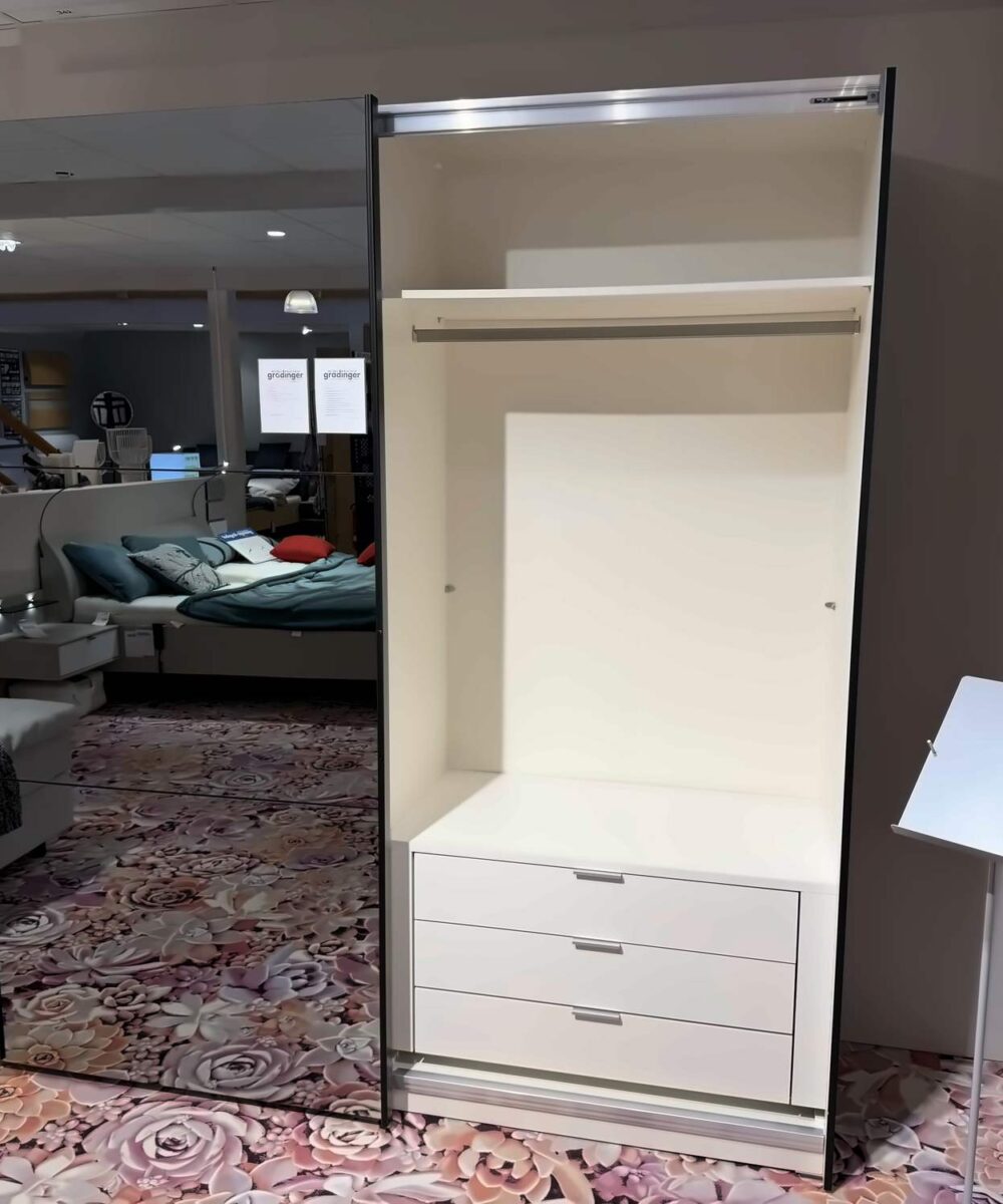 Schwebetürenschrank Slideline