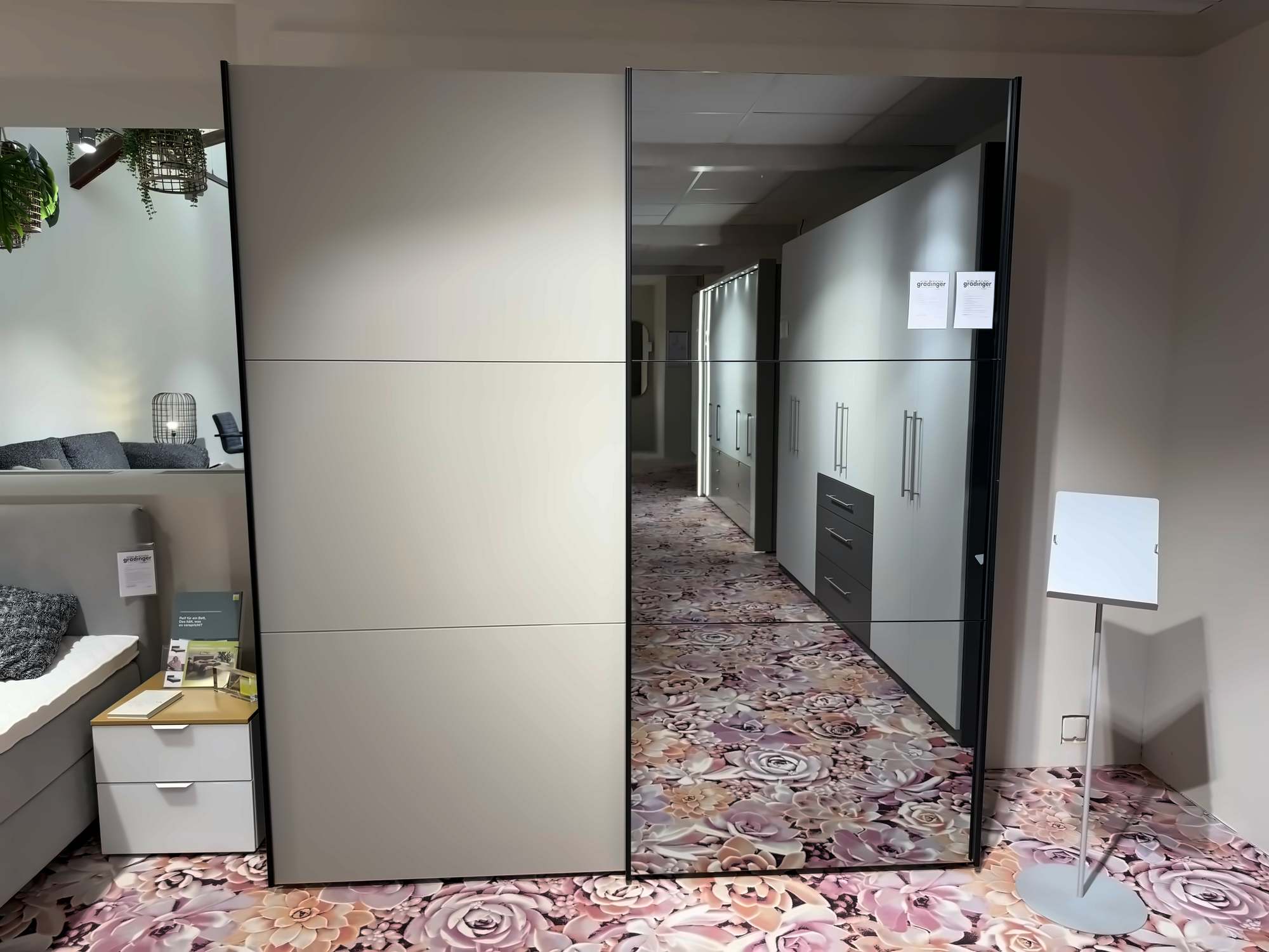 Schwebetürenschrank Slideline