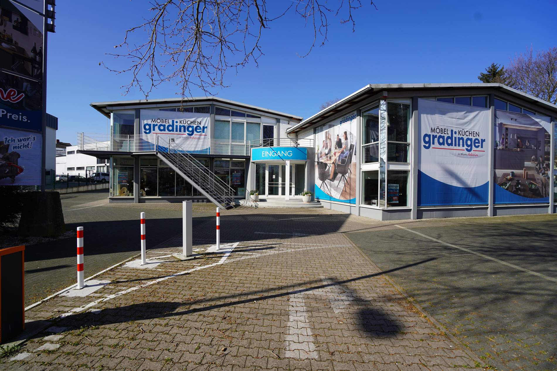 Möbelhaus Gradinger in Worms, Außenansicht
