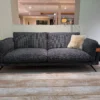 Sofa Global Valdemoro, Gesamtansicht in Schwarz und Weiß