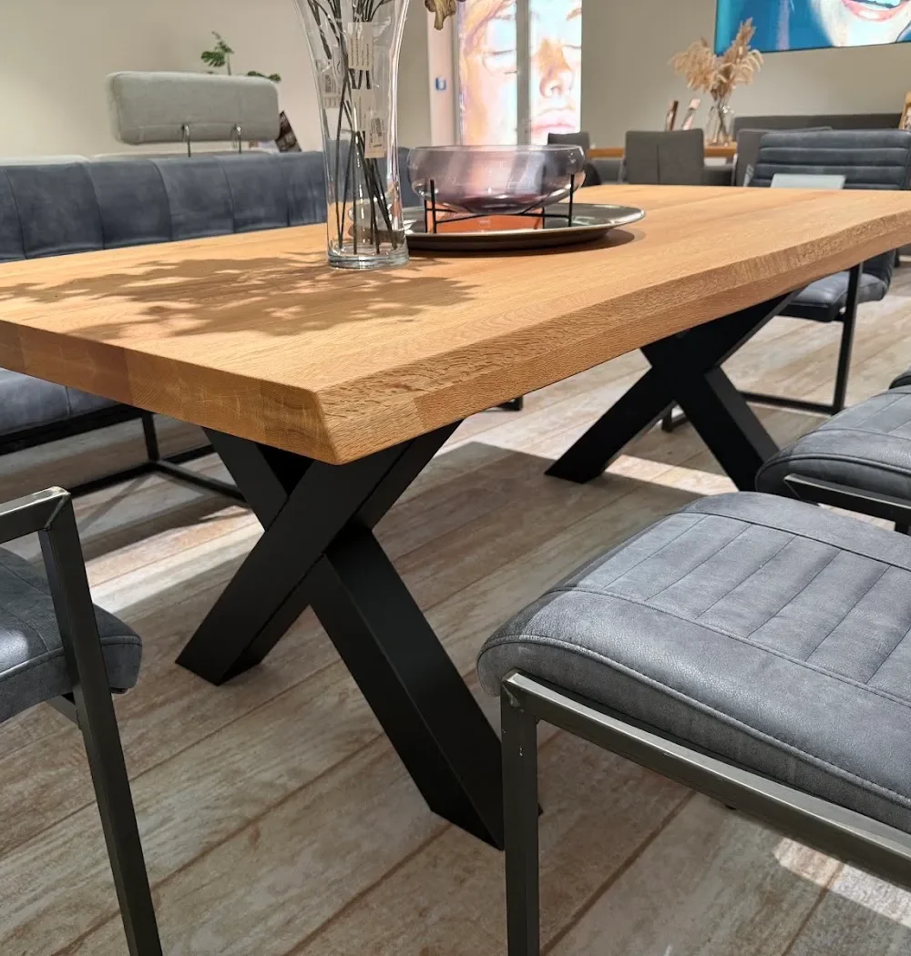 Esstisch Natura Home Clifton mit Baumkante, Gesamtansicht mit X-Gestell