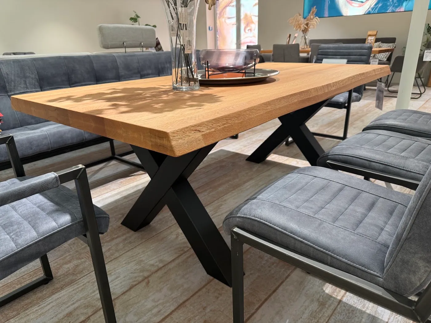 Esstisch Natura Home Clifton mit Baumkante, Gesamtansicht mit X-Gestell