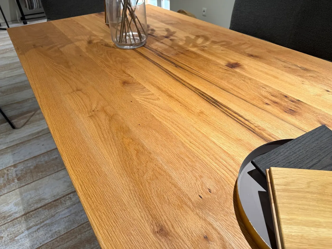 Esstisch Natura Clifton 220 cm, Detail der massiven Tischplatte