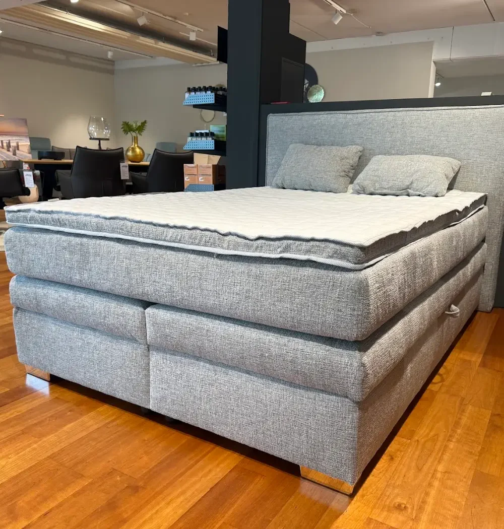 Boxspringbett Theresa mit Bettkasten, Seitenansicht